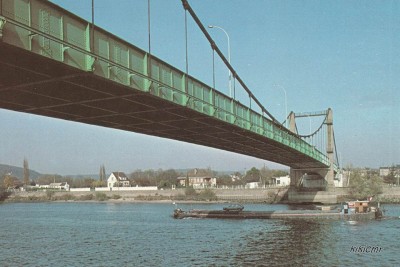 PELE-MELE - Elbeuf - Pont Guynemer.jpg