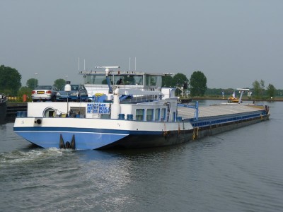 hendrika-4-06-05-2011.jpg (72.75 Kio) Vu 1743 fois hendrika-4-06-05-2011.jpg