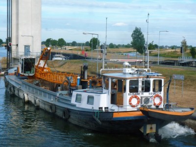 e.jpg (95.33 Kio) Vu 1824 fois e.jpg