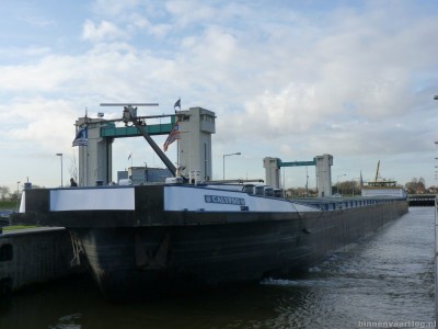 calypso-1-17-12-2011.jpg (58.51 Kio) Vu 1418 fois calypso-1-17-12-2011.jpg