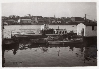 Vedette chez Nantes, 194x (DR, Coll. vM) - resized.jpg (92.35 Kio) Vu 1689 fois Vedette chez Nantes, 194x (DR, Coll. vM) - resized.jpg