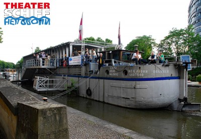 ROANBER Heilbronn - photo du site theaterschiff-heilbronn (2).jpg (328.69 Kio) Vu 2011 fois ROANBER Heilbronn - photo du site theaterschiff-heilbronn (2).jpg