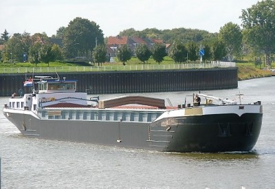 b (2).jpg (128.14 Kio) Vu 2927 fois b (2).jpg