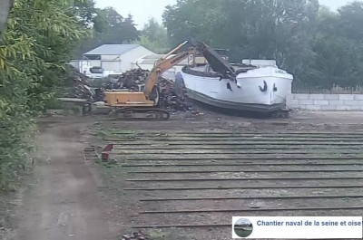 ELAN - déchirage - chantier naval de la Seine et Oise.jpg