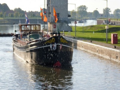 2.jpg (87.48 Kio) Vu 2281 fois 2.jpg