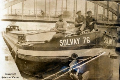 SLV 76 avec mostaches.jpg (146.88 Kio) Vu 3156 fois SLV 76 avec mostaches.jpg