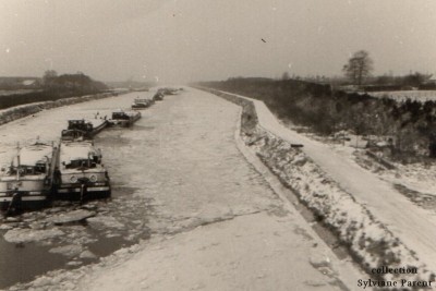 SLV 115 & 84 Hiver 1963 a OLLEN.jpg (89.27 Kio) Vu 5731 fois SLV 115 & 84 Hiver 1963 a OLLEN.jpg