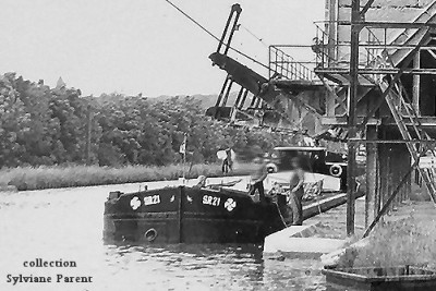 SR21 Villey vers 1960 (dét).jpg (75.8 Kio) Vu 4612 fois SR21 Villey vers 1960 (dét).jpg