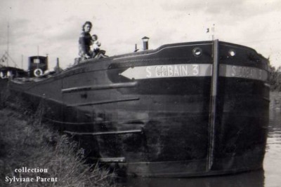 SR23 St GOBAIN 3  a vide  vers 1950.jpg