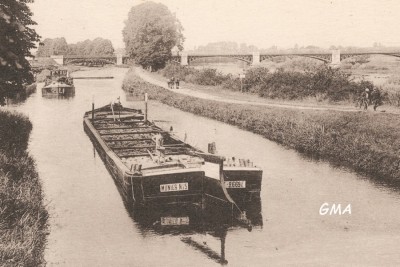 Toul - Le canal de la Marne au Rhin (2) vagus.jpg