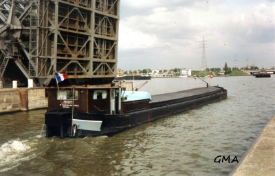 radoub-anvers-08_05_92.jpg (570.94 Kio) Vu 1723 fois radoub-anvers-08_05_92.jpg