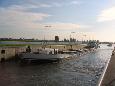 patria-1-17-08-2007.JPG