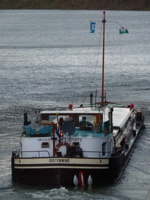 Oostenwind-4-07-03-2019-sluis-Grave.jpg