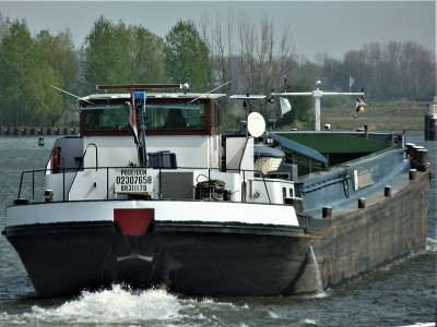 Poseidon-4-09-04-2019-sluis-Lith.jpg