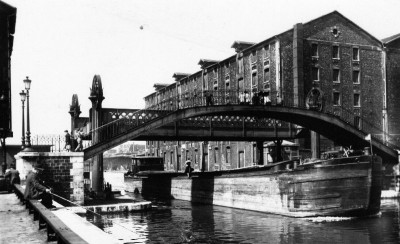 helene 3.jpg (96.11 Kio) Vu 2226 fois helene 3.jpg