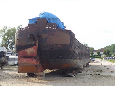 St Jean Bassin du canal Pierre la Treiche1.JPG