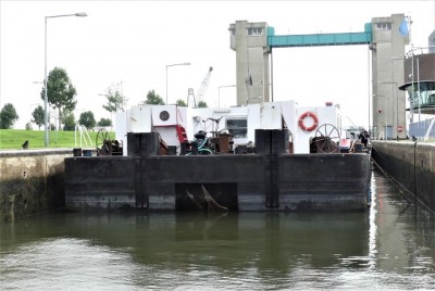 elly-5.jpg (77.22 Kio) Vu 1498 fois elly-5.jpg