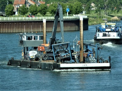 Dirk-Jr-1-15-05-2019-sluis-Lith (2).JPG (292.54 Kio) Vu 2094 fois Dirk-Jr-1-15-05-2019-sluis-Lith (2).JPG