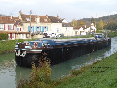 Lagon Moret3 - Copie.JPG