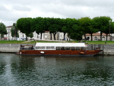 Ville de Saintes-Saintes.JPG (2.4 Mio) Vu 11768 fois Ville de Saintes-Saintes.JPG