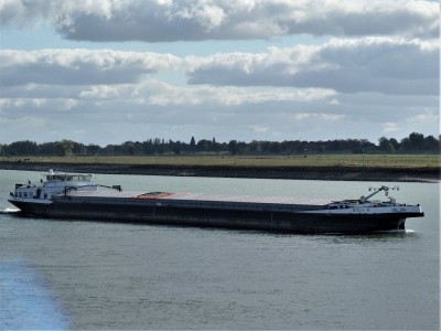 Miklos-H-1-22-10-2018-Emmerich.jpg (71.83 Kio) Vu 1424 fois Miklos-H-1-22-10-2018-Emmerich.jpg