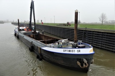Optimist-Sr-1-24-01-2020-sluis-Lith (2).jpg (79.23 Kio) Vu 2080 fois Optimist-Sr-1-24-01-2020-sluis-Lith (2).jpg