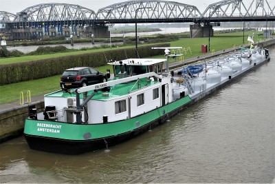 Rozengracht-3-18-12-2019-sluis-Grave (2).JPG (267.91 Kio) Vu 2175 fois Rozengracht-3-18-12-2019-sluis-Grave (2).JPG