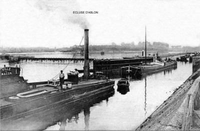 HS-04 b-Toueur Ville de Mâcon.jpg (374.54 Kio) Vu 1884 fois HS-04 b-Toueur Ville de Mâcon.jpg