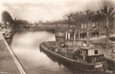Montceau-les-Mines (S.-et-L.) - Le canal (1) (red).jpg