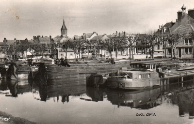 montceau-jo bert+x-CP-cim.jpg
