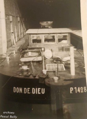 DON DE DIEU - Dock couvert de Cambrai.jpg