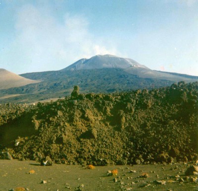 01_etna_1971-07-coulee_recente.jpg