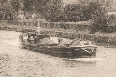 PAQUEBOT 2 - Soissons - Le Mail et les bords de l'Aisne (2) (red).jpg