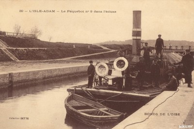 PAQUEBOT 9 - L'Isle-Adam - Le Paquebot n°9 dans l'écluse (red).jpg