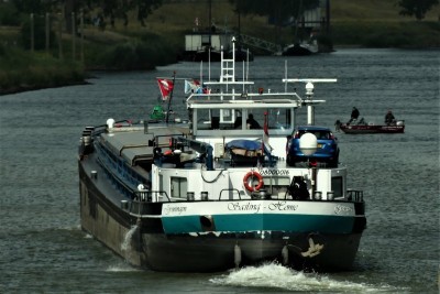 Sailing-Home-3-29-06-2020-sluis-Lith (2).jpg (85.9 Kio) Vu 2485 fois Sailing-Home-3-29-06-2020-sluis-Lith (2).jpg