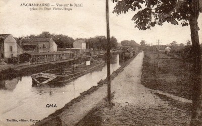 Ay-pt louis-CP-thuillier-.jpg (967.06 Kio) Vu 1278 fois Ay-pt louis-CP-thuillier-.jpg