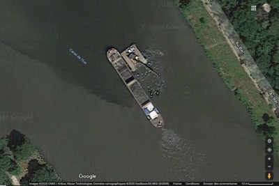 dragueurs Moselle 26 juin 2019 - RECTA et pelle au-dessus de Maron.jpg (65.51 Kio) Vu 7054 fois dragueurs Moselle 26 juin 2019 - RECTA et pelle au-dessus de Maron.jpg