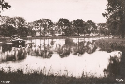 Charentenay (Haute-Saône) - La jonction de la Saône et du canal (1) (red).jpg