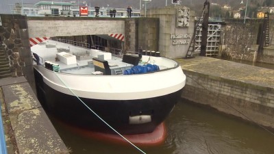 OMMOORD - coque sortie chantier (d).jpg