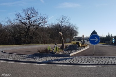 AISNE - giratoire - Haut-Rhin (1).jpg (260.77 Kio) Vu 3339 fois AISNE - giratoire - Haut-Rhin (1).jpg