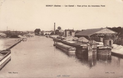 Bondy (Seine) - Le canal - Vue prise du nouveau pont (1) (red).jpg