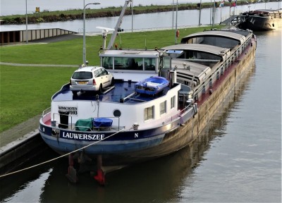 Lauwerszee-3-17-12-2020-sluis-Sambeek (2).jpg