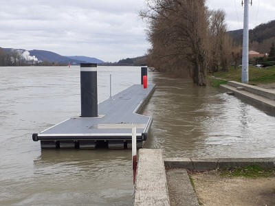 Andance Ponton (Copier).jpg (129.89 Kio) Vu 51393 fois Andance Ponton (Copier).jpg