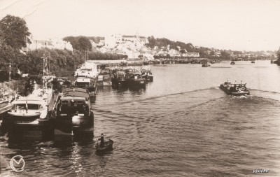 Conflans-Sainte-Honorine (S.-et-O.) - Vue générale (1) (red).jpg