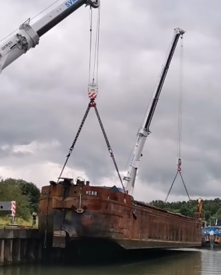 HERA - déchirage (2).jpg (60.43 Kio) Vu 2670 fois HERA - déchirage (2).jpg