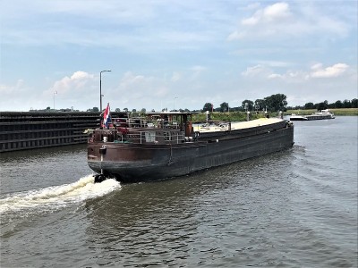 Stapper-4-08-07-2021-Grave (2).jpg (212.2 Kio) Vu 6844 fois Stapper-4-08-07-2021-Grave (2).jpg