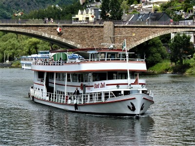 Stadt-Zell-4-13-07-2016-Cochem (2).JPG (339.09 Kio) Vu 1032 fois Stadt-Zell-4-13-07-2016-Cochem (2).JPG