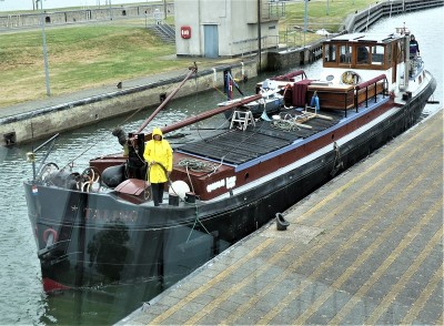 Taling-4-24-05-2020-sluis-Lith (2).JPG (311.26 Kio) Vu 1653 fois Taling-4-24-05-2020-sluis-Lith (2).JPG