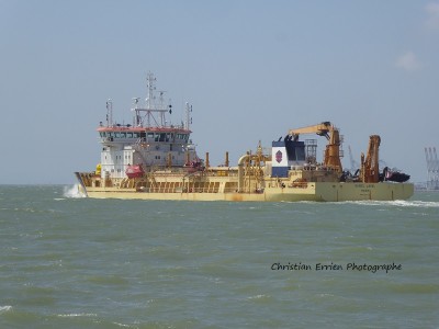 Daniel Laval face Honfleur.JPG (122.48 Kio) Vu 3584 fois Daniel Laval face Honfleur.JPG