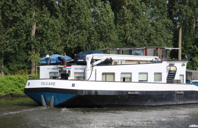 IMG_3053_1.JPG (185.86 Kio) Vu 1496 fois IMG_3053_1.JPG